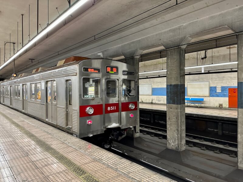 長野電鉄を走っている旧東急の電車