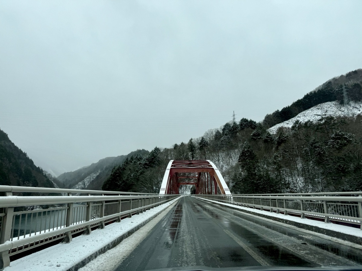 前川渡大橋を渡るところ