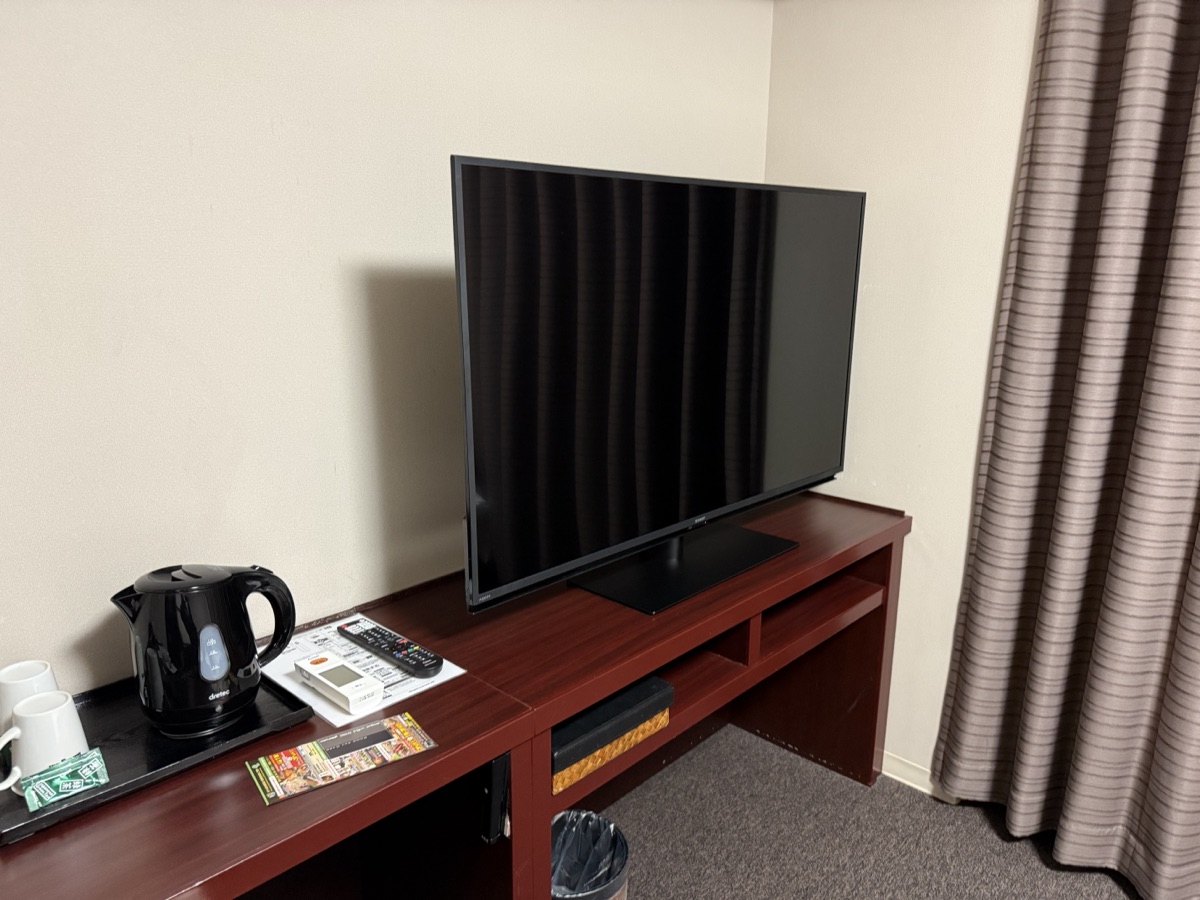 　ドーミーイン秋田のツインルームのテレビ