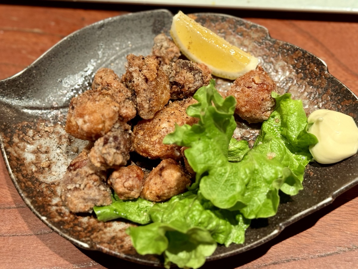 とっぴんぱらりのぷ
比内地鶏のマタギ揚げ