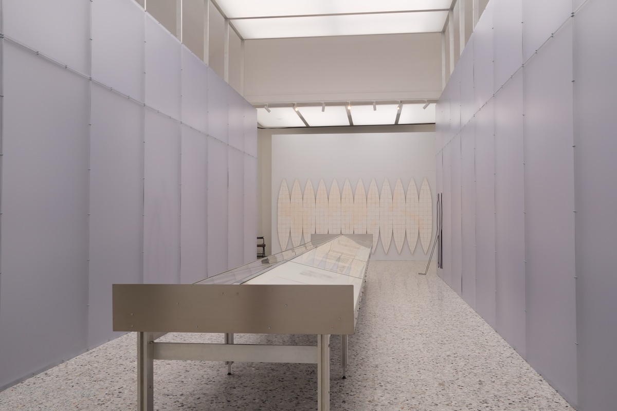 ヴェネツィア・ビエンナーレ ルーマニア館の展示