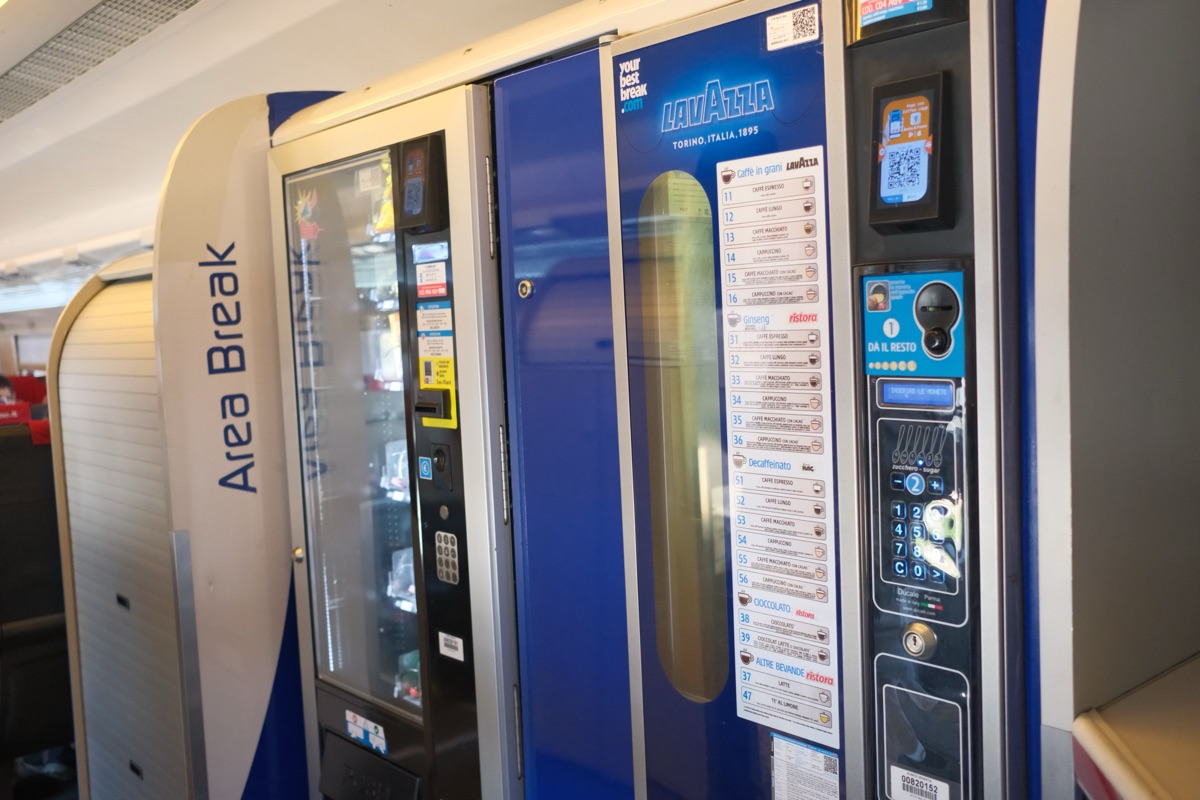 イタロ車内の自動販売機