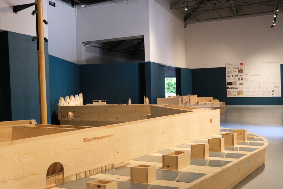 ヴェネツィア・ビエンナーレ ギリシャ館の展示