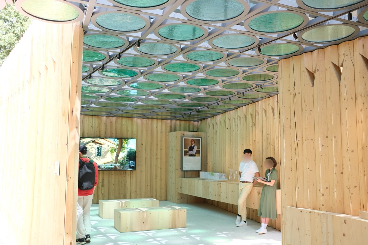 ヴェネツィア・ビエンナーレ ロレックス館