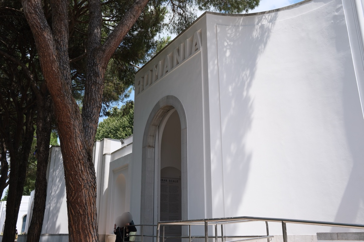 ヴェネツィア・ビエンナーレ ルーマニア館