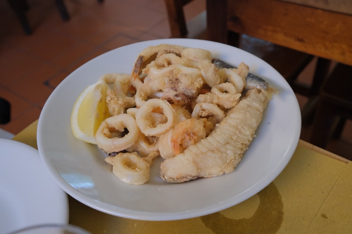 魚介ミックスフライ（フリット・ミスト・ディ・ペーシェ／Fritto misto di pesce）