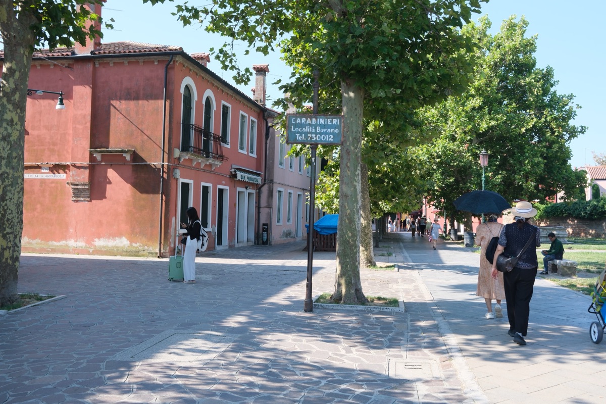 ブラーノ島の街中