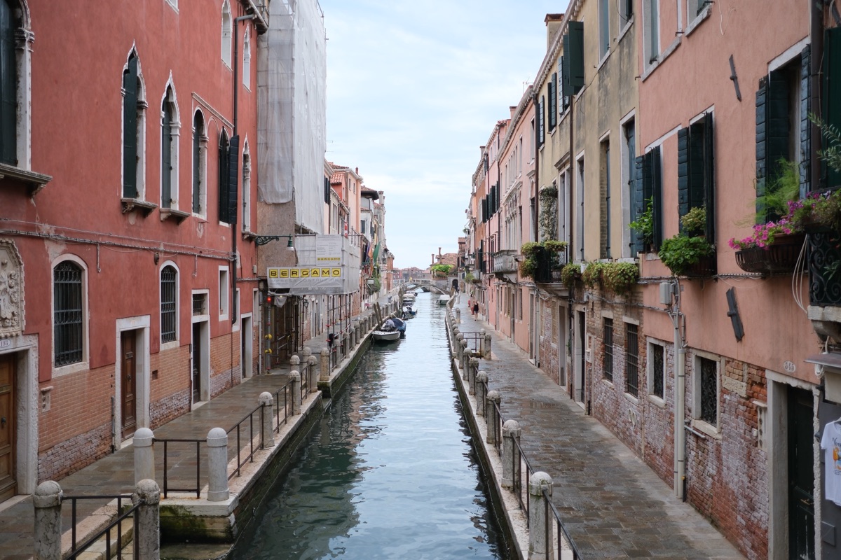ヴェネツィア市内の運河