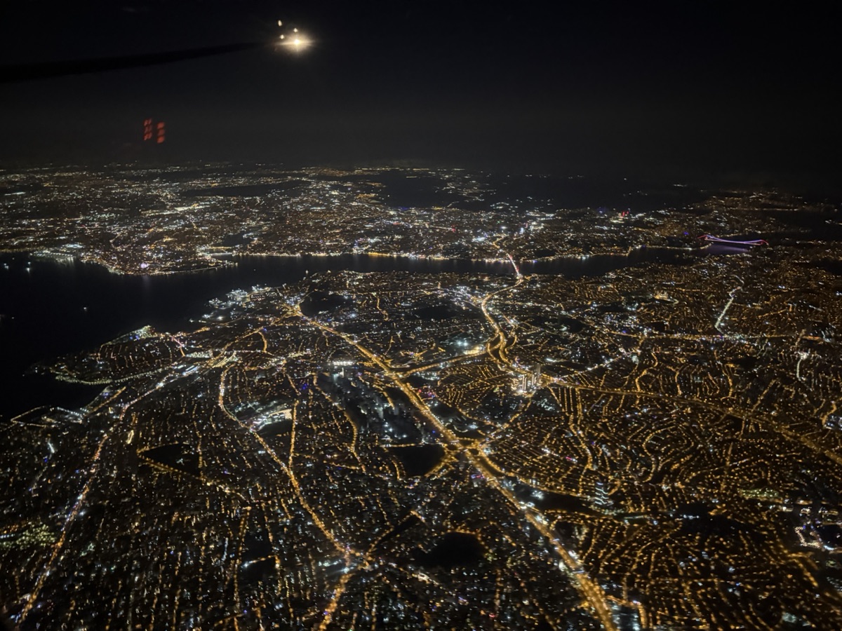 飛行機から見たイスタンブールの夜景