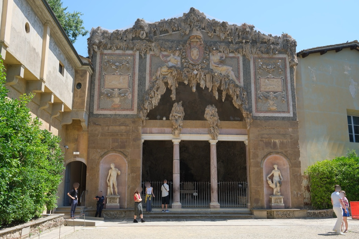 ブォンタレンティ洞窟