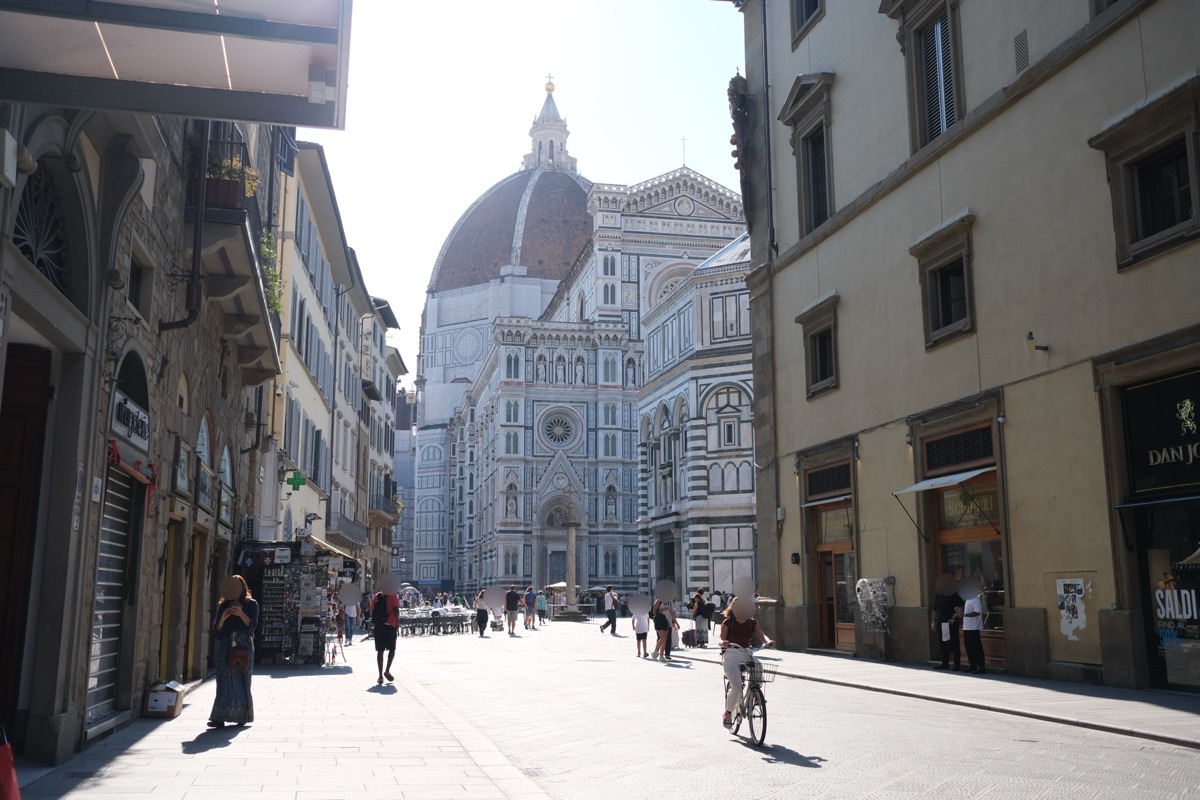 サンタ・マリア・デル・フィオーレ大聖堂（通称ドゥオーモ）とサン・ジョヴァンニ洗礼堂