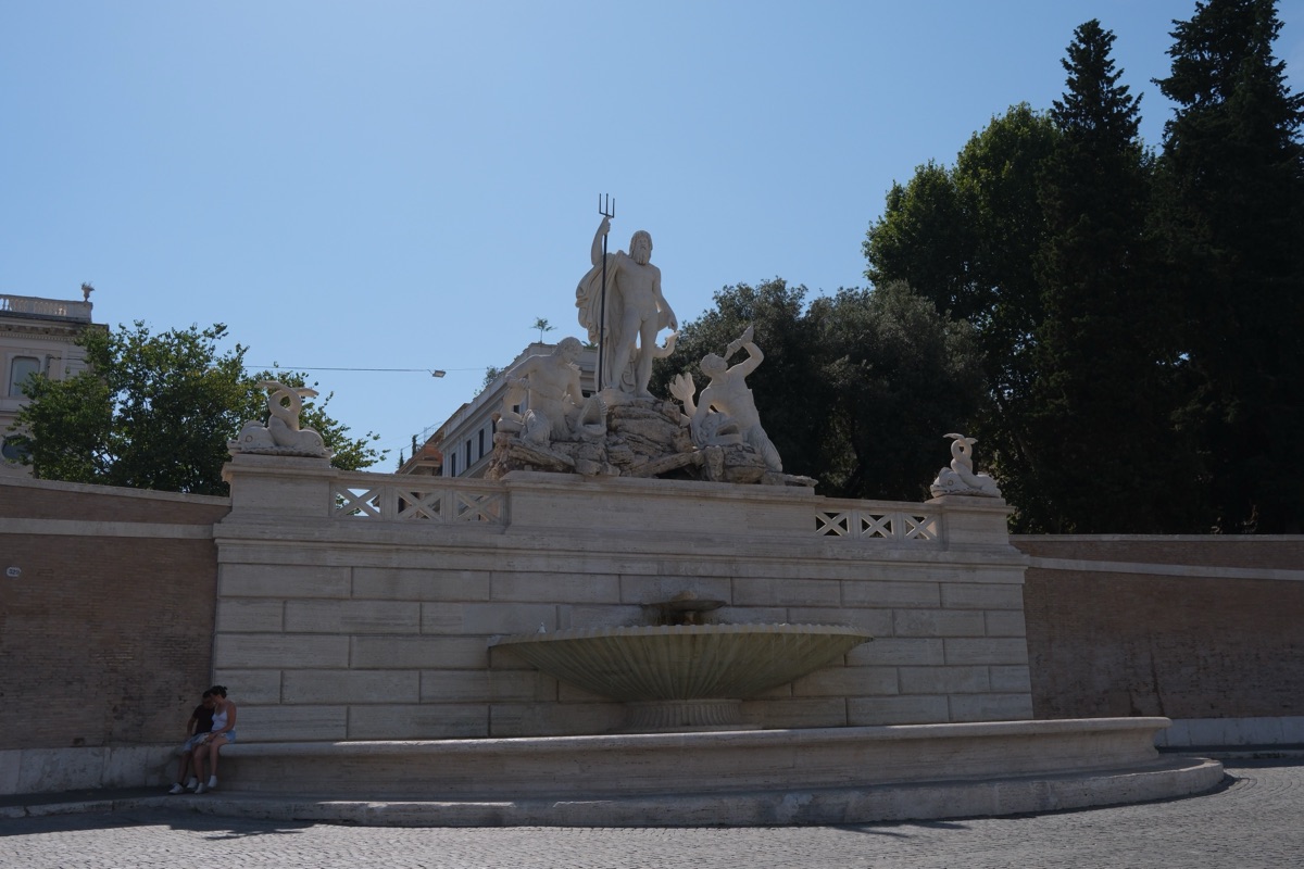 ポポロ広場のネプチューンの噴水