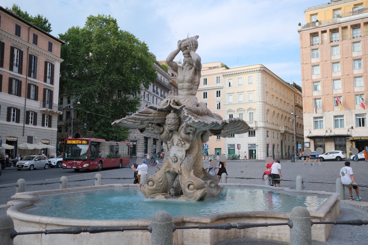 トリトーネの噴水