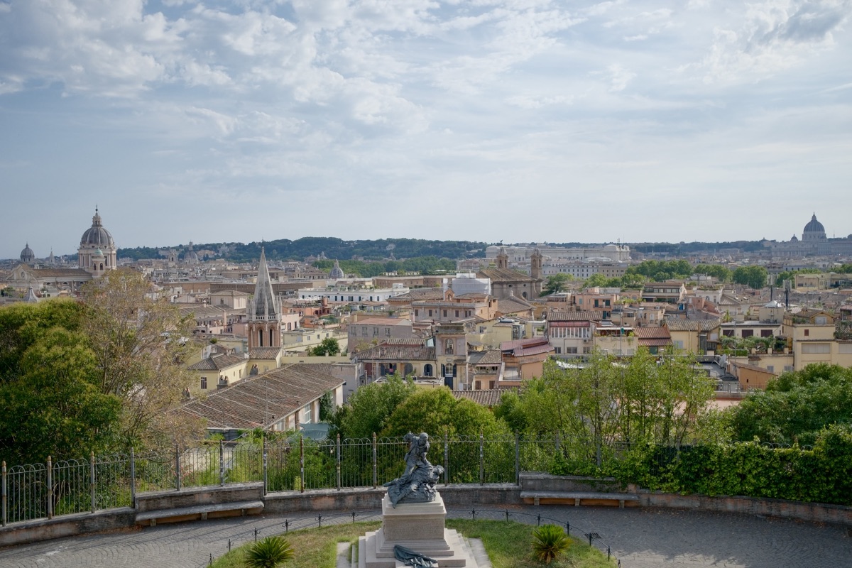 ボルゲーゼ公園から見下ろす街並み