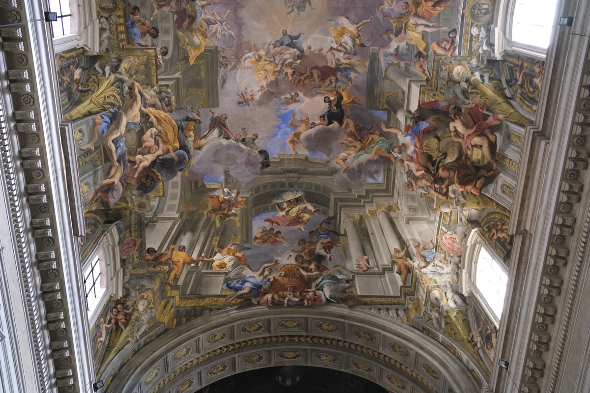 サンティニャツィオ・ディ・ロヨラ教会の屋内に施さられたトロン・プルイユ（騙し絵）
聖イグナティウス・ロヨラの栄光（Gloria di Sant’Ignazio）