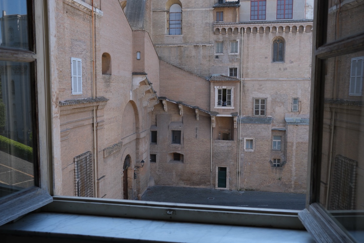 システィーナ礼拝堂の外側の空間