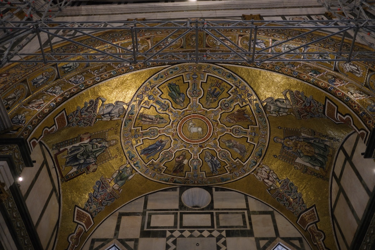 サン・ジョヴァンニ洗礼堂のアニュス・デイ