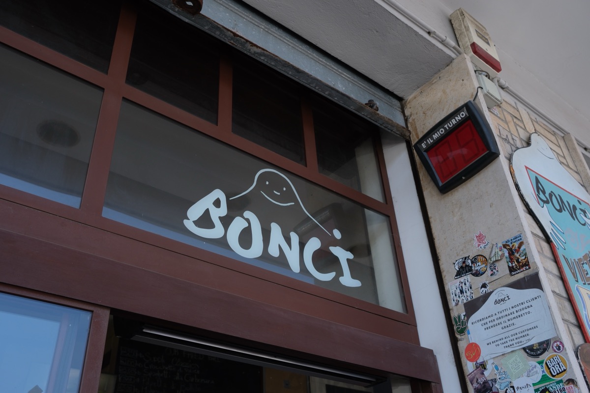 ボンチ(Bonci)の外観