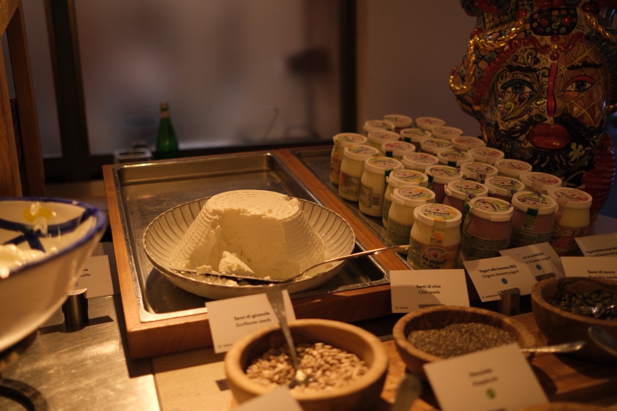 Wローマの朝食のヨーグルトコーナー