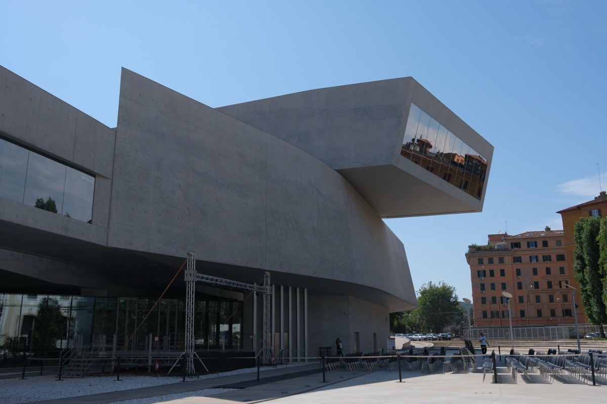 イタリア国立21世紀美術館（MAXXI）