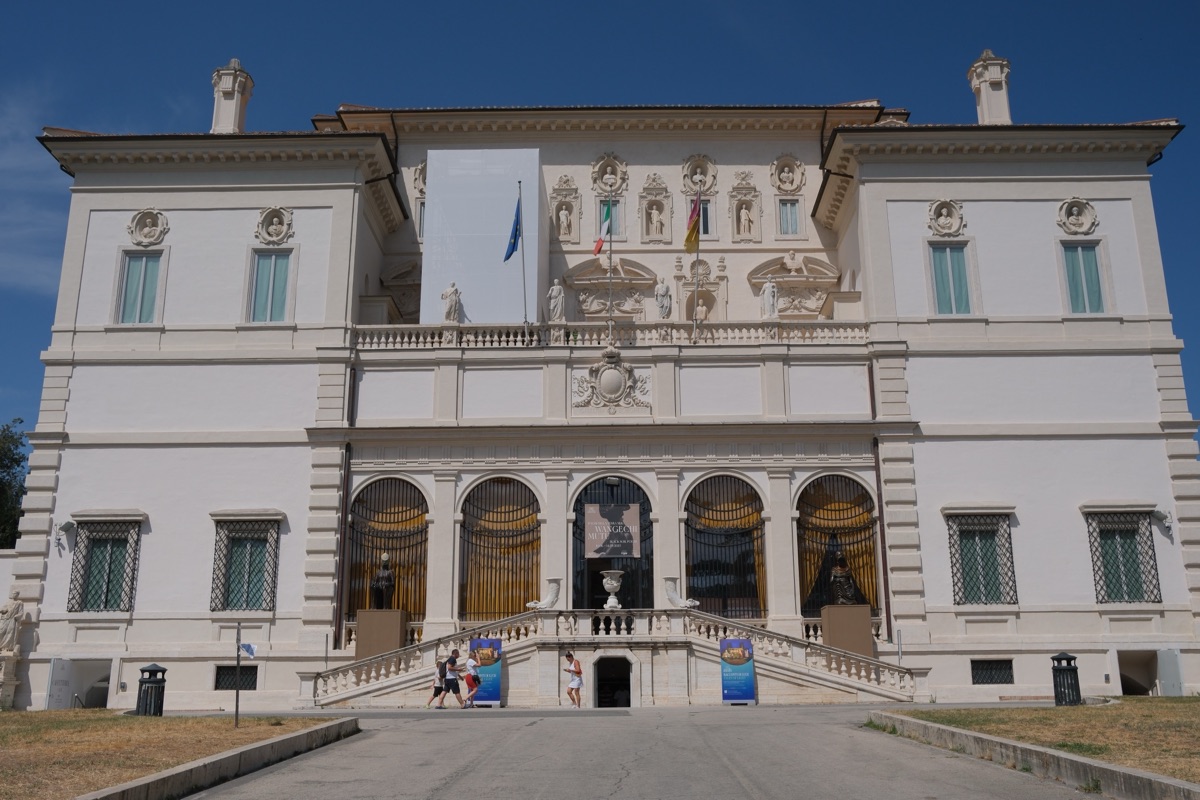 ボルゲーゼ美術館の外観