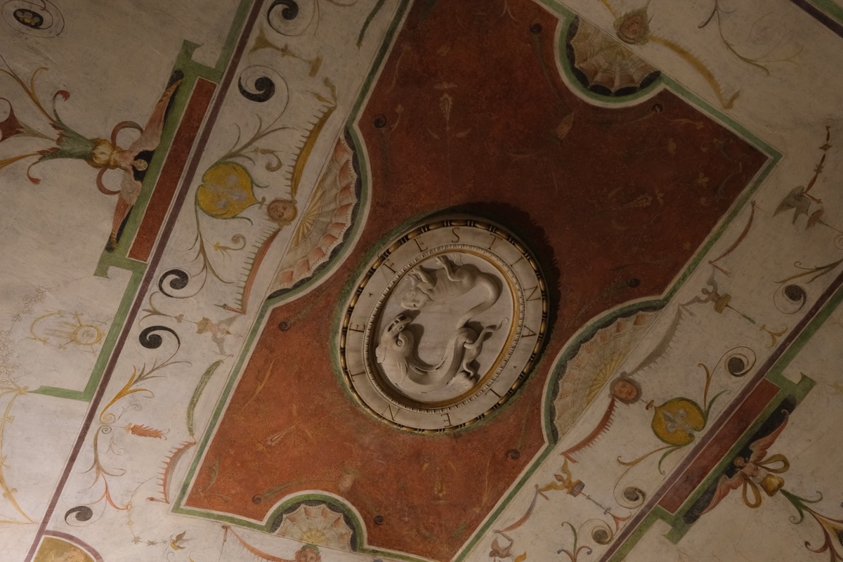 サンタンジェロ城の天井のメダリオン装飾