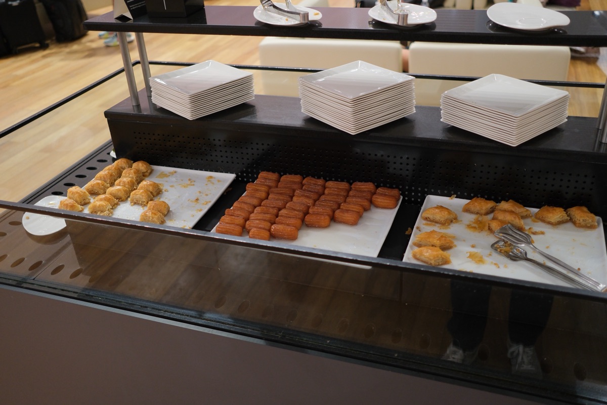 イスタンブールのターキッシュエアラインズのラウンジのトルコスイーツ