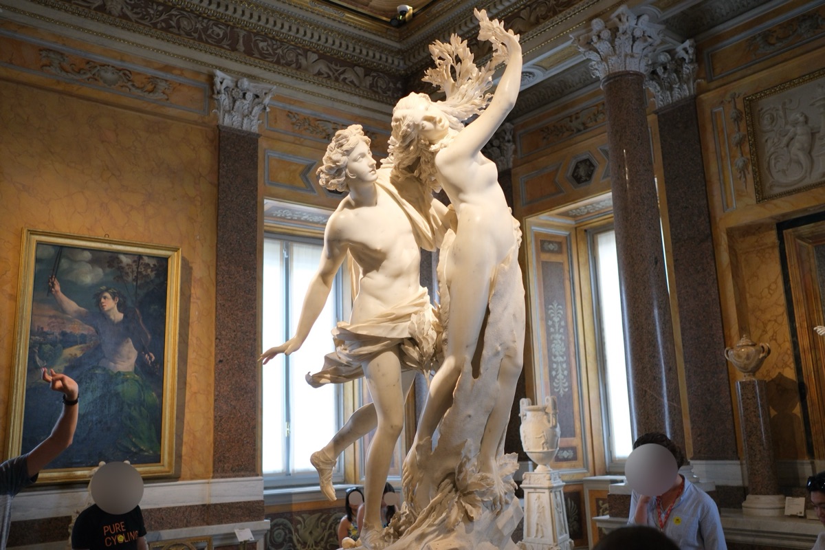 アポロンとダフネ