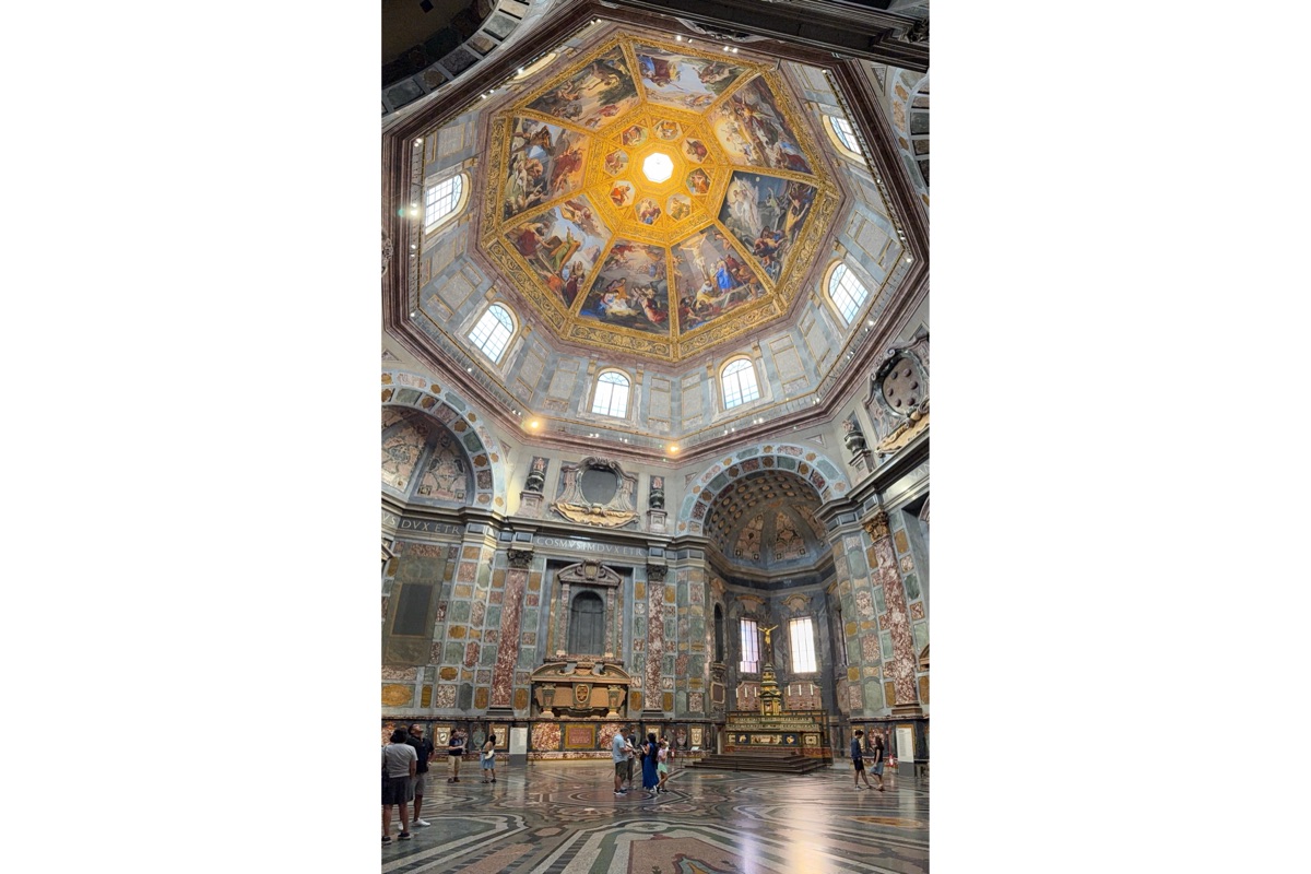 メディチ家礼拝堂の大公礼拝堂