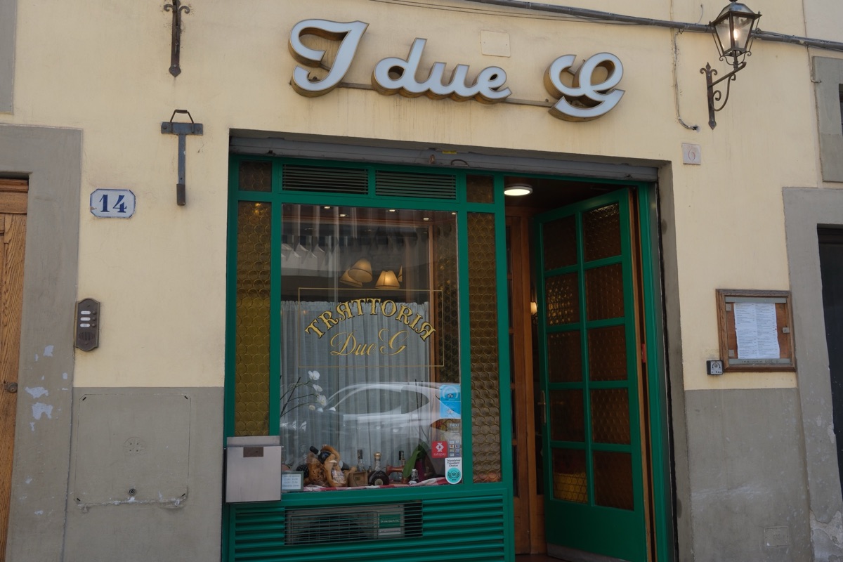 トラットリア・イ・ドゥエ・ジェー（Trattoria I Due G）の外観