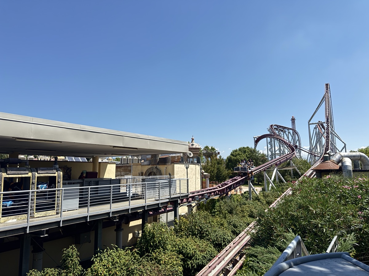 ショックのレール