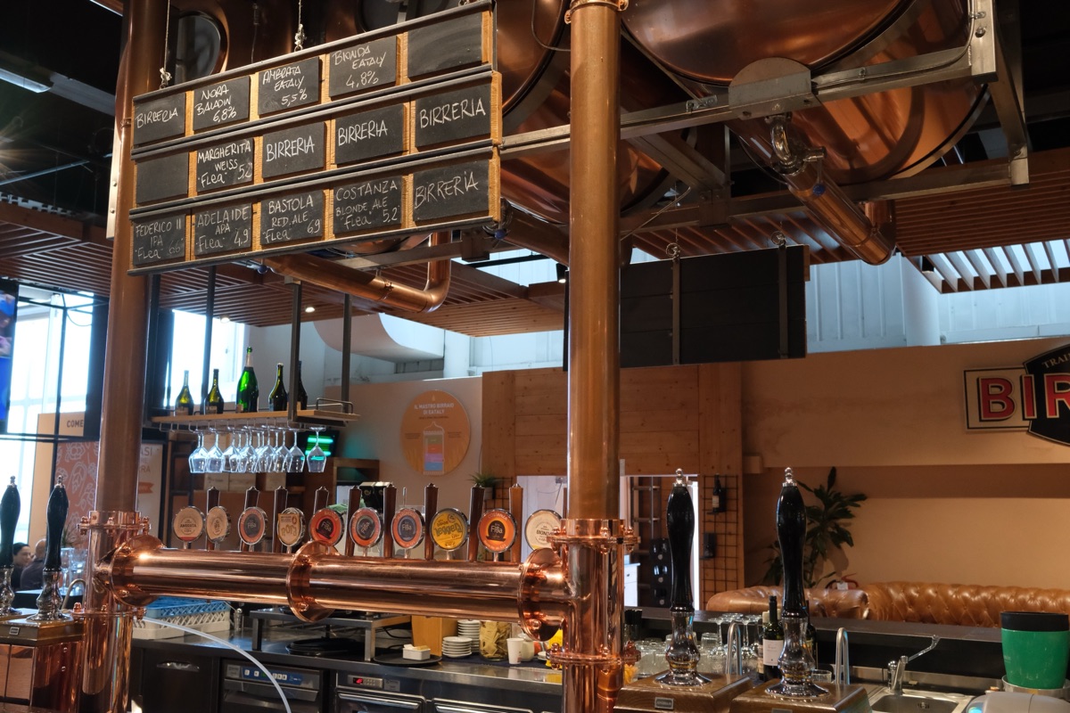 ラ・ビッレリアのビールサーバ