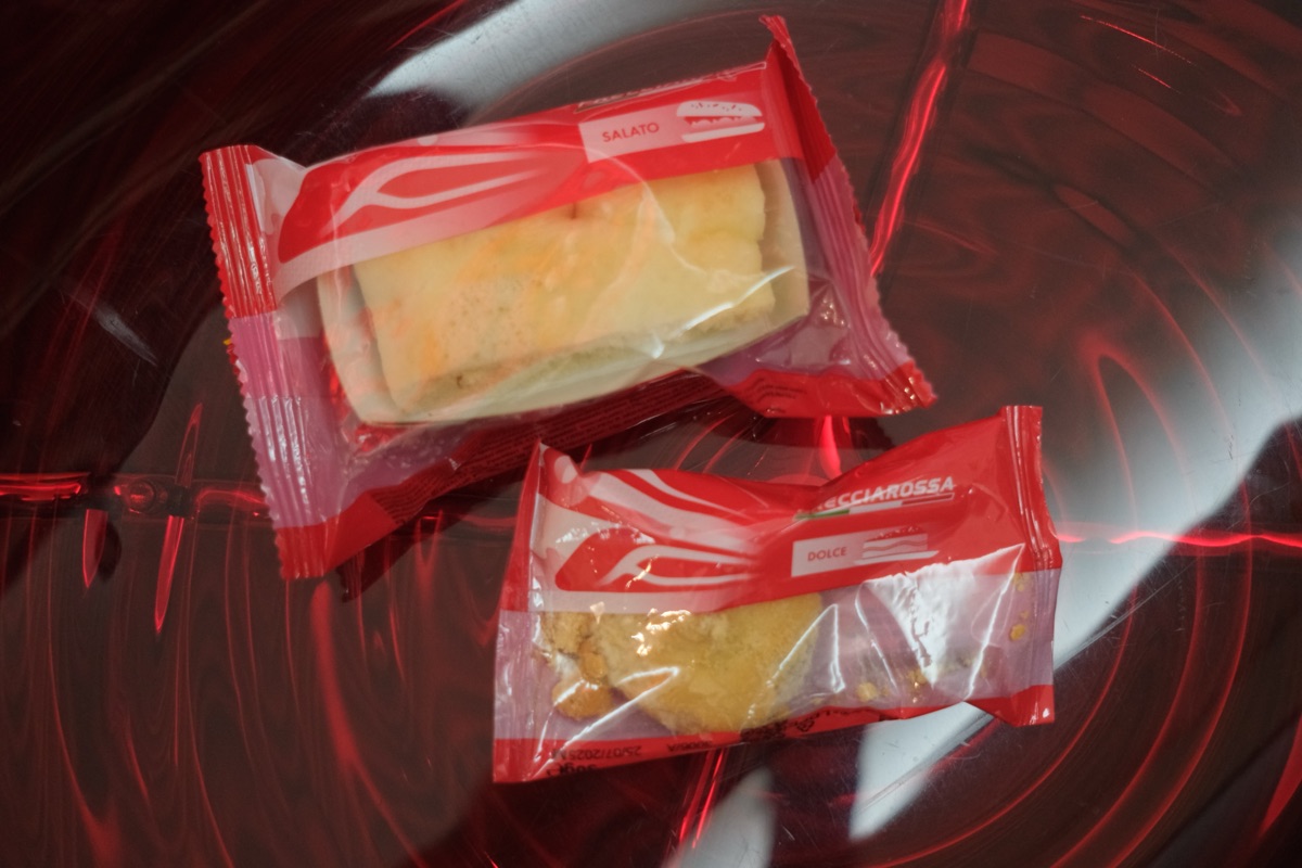 フレッチャロッサのビジネスクラスでサービスされた食べ物