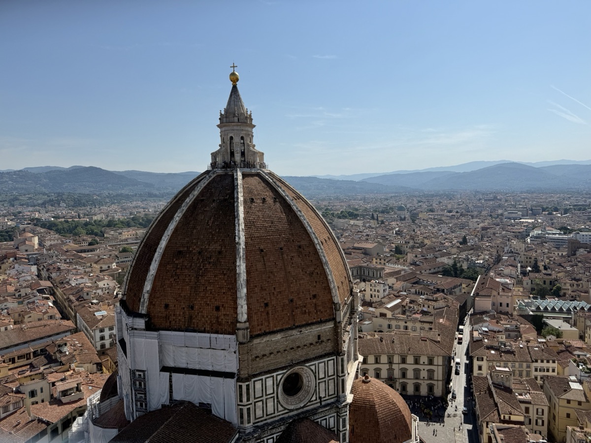 ジョットの鐘楼の頂上から見たドゥオーモ
