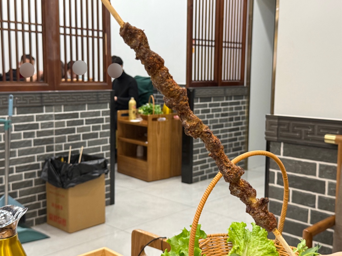 羊肉の串焼き（羊肉串）