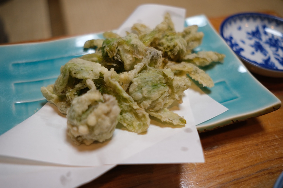 大衆割烹 善甚　ふきのとう天ぷら