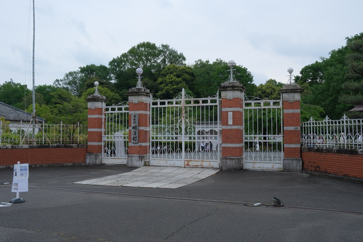 第八高等学校正門